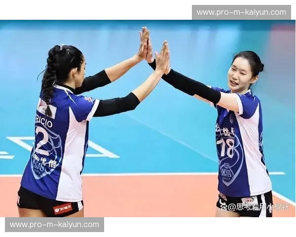 莱奥造访葡乙母队阿莫拉,青训营攻防基础培养受关注 莱奥造访葡乙母队阿莫拉,青训营攻防基础培养受关注